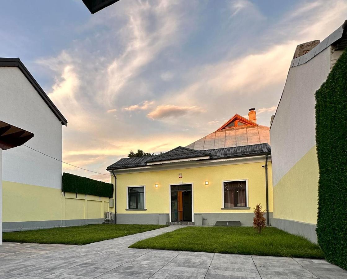 Xox House & Garden * Bucharest